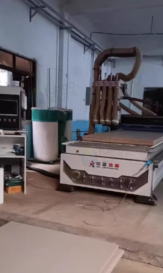 东莞地区工厂处理全屋定制整条生产线