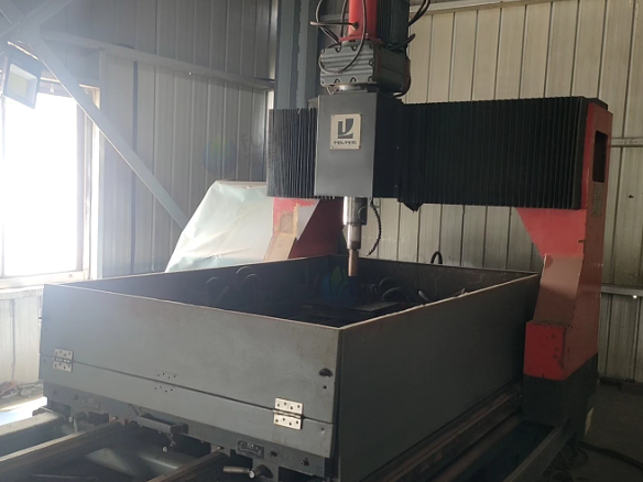 南通地区工厂处理10mm×2500mm折弯机1台、4米等离子火焰机切割机1台、落地端面铣床1台、数控钻床1台