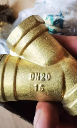 深圳地区处理埃美柯黄铜过滤器DN20尺寸一批