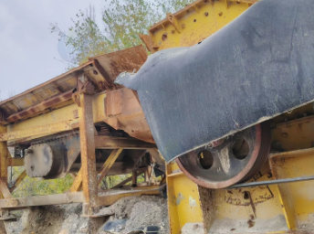 济南地区处理金宝山1214锤破 四层振动筛