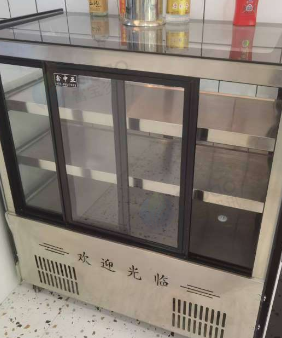 通辽地区处理和面机、煮面桶、消毒柜、保洁柜等