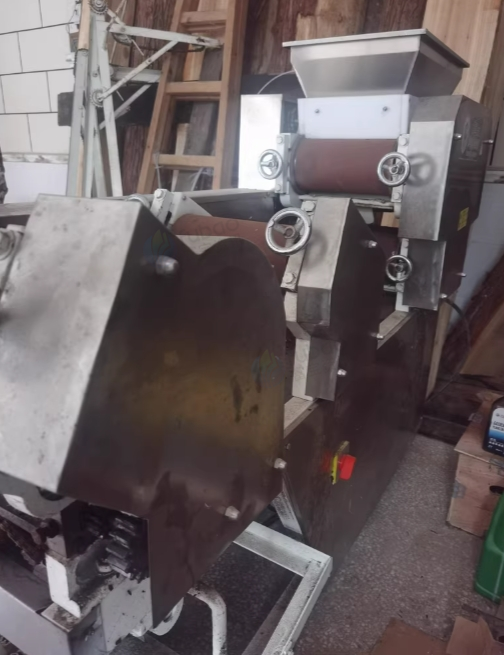 贵阳地区个人处理赶面机、打粉机、搅拌面机、磨浆机等