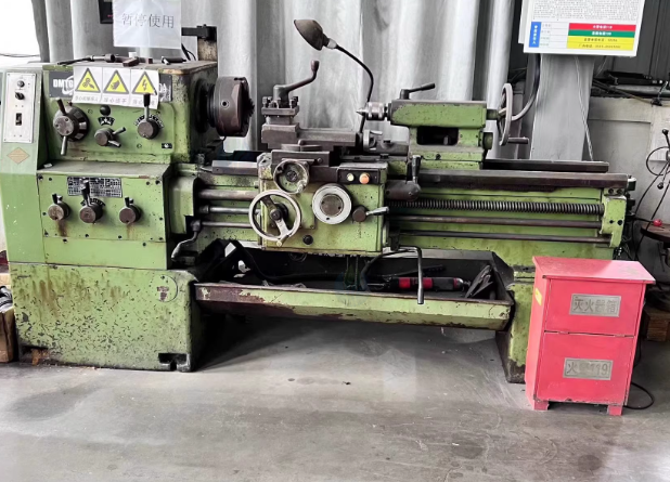 连云港地区工厂处理大连机床厂1000型号普车