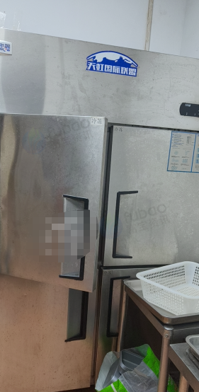 莆田地区处理蒸饭机、冰柜2米*80厘米、保温台、3台操作台、猛火灶