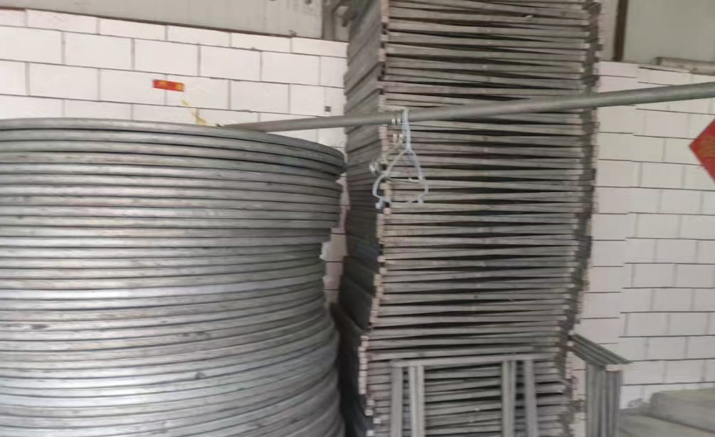 太原地区处理流动酒席家具60套