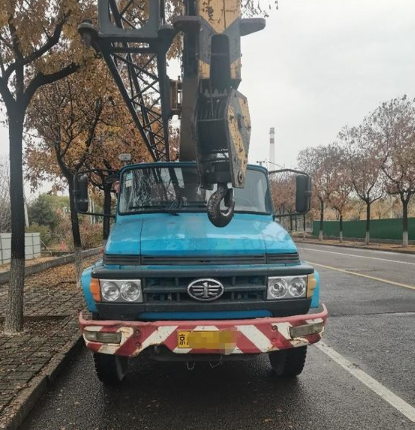 北京地区处理东岳8吨吊车