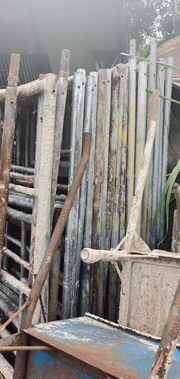 九江地区工地处理大电瓶拖车、闲置工地脚手架20副、电动推车6台、大电动拖车