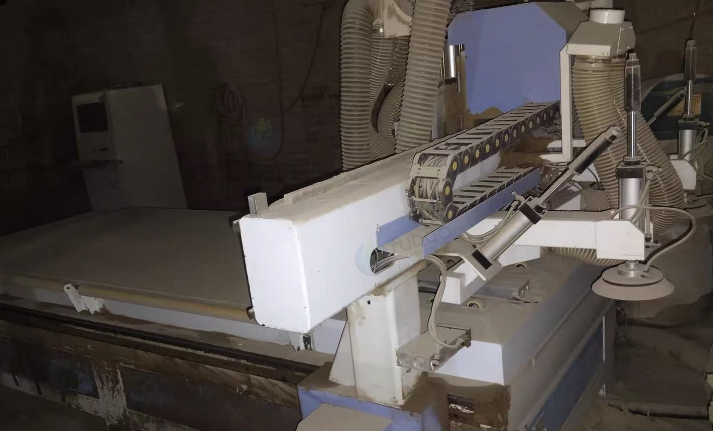 北京地区处理四工序开料机、吸尘器、真空泵