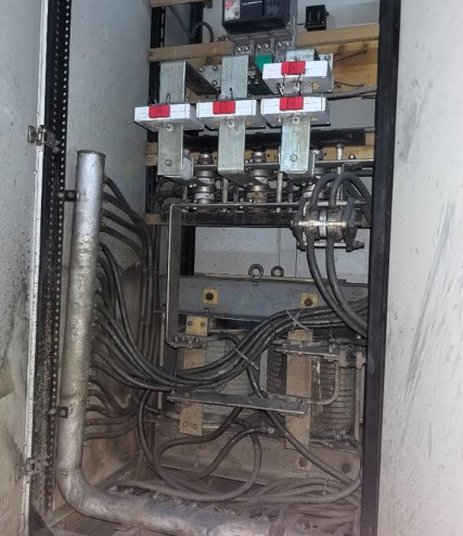 上饶地区处理数套3吨钢壳中频炉