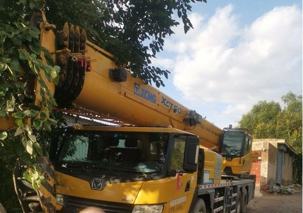 太原地区处理18徐工XCT25吨起重机