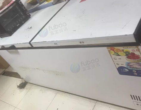 北京地区处理4个冰箱3个操作台一个饮料柜
