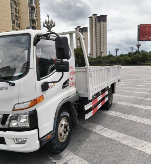 毕节地区处理2020年8月上牌骏铃V6重载板平板货车
