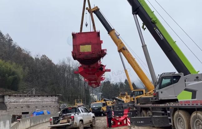 安顺地区处理18年徐工XCT80L6汽车吊