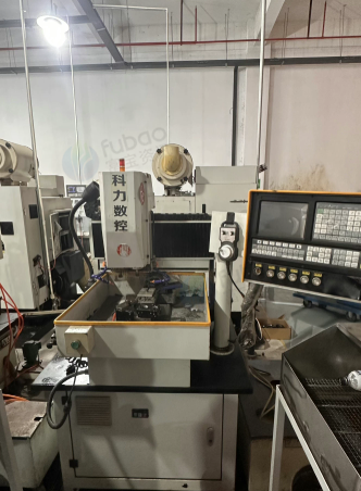 常州地区工厂处理精密双头打孔攻丝机4台