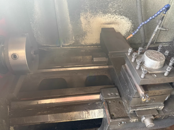 无锡地区工厂处理云南6150数控车床2台