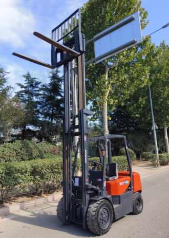 青岛地区处理3吨叉车