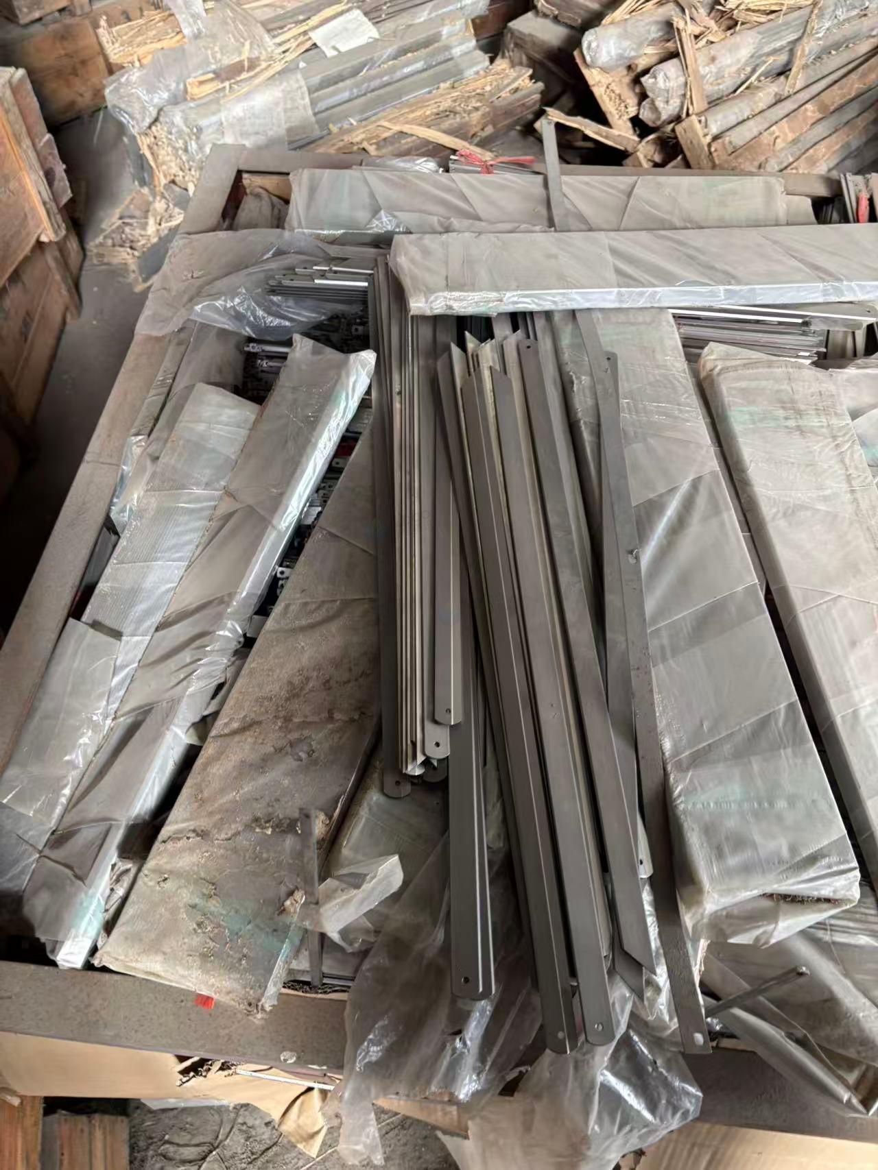 供应：纺织厂设备及零件 