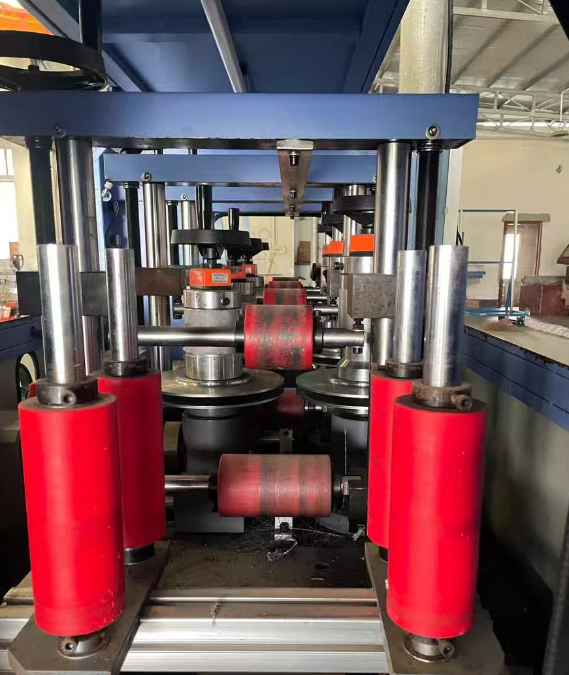 长沙地区工厂处理断桥铝门窗复合机