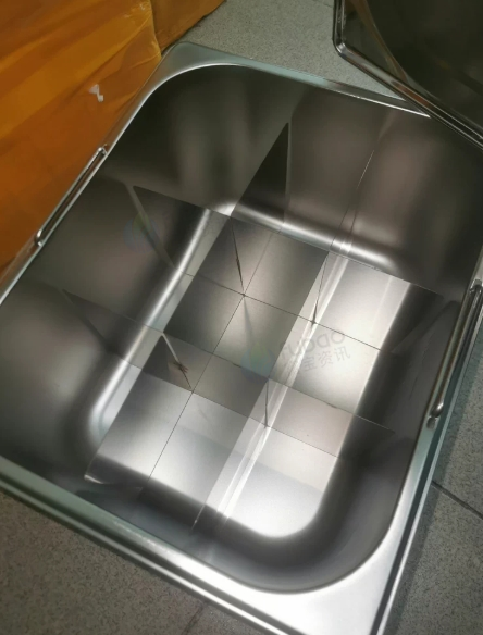 安顺地区处理摆摊车、烧烤全套、带桌子、烧烤炉、不锈钢大盆等