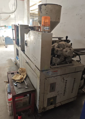 临沂地区更新设备处理10年泰力注塑机