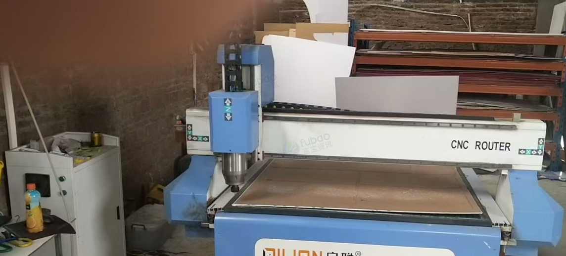 郴州地区工厂处理超速焊激光焊字机、津元三合一弯字机、雕刻机,、刻字机