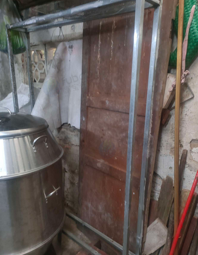 柳州地区处理烤鸭炉、灯箱架