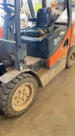 青岛地区处理3吨合力叉车 3吨斗山叉车