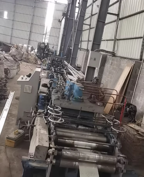 佛山地区处理厦门彩钢机械C型钢机