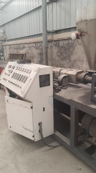 济南地区公司处理1530 1325数控雕刻机 PVC焊条生产线 三辊PVC板材生产线