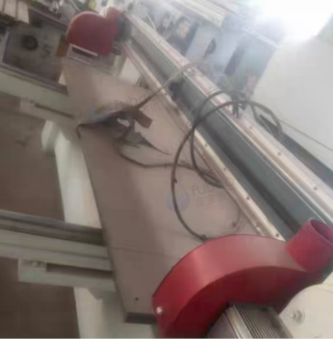 北京地区处理木工双头截锯