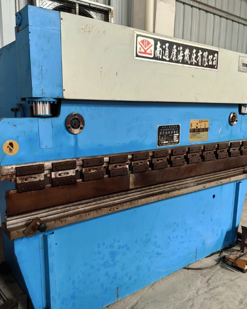 东莞地区个人处理40T重型折弯机
