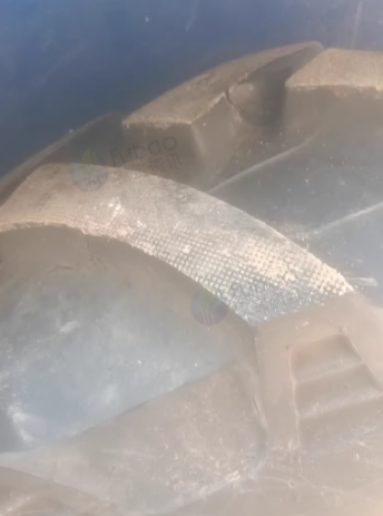 潍坊地区处理21年华拖1004拖拉机