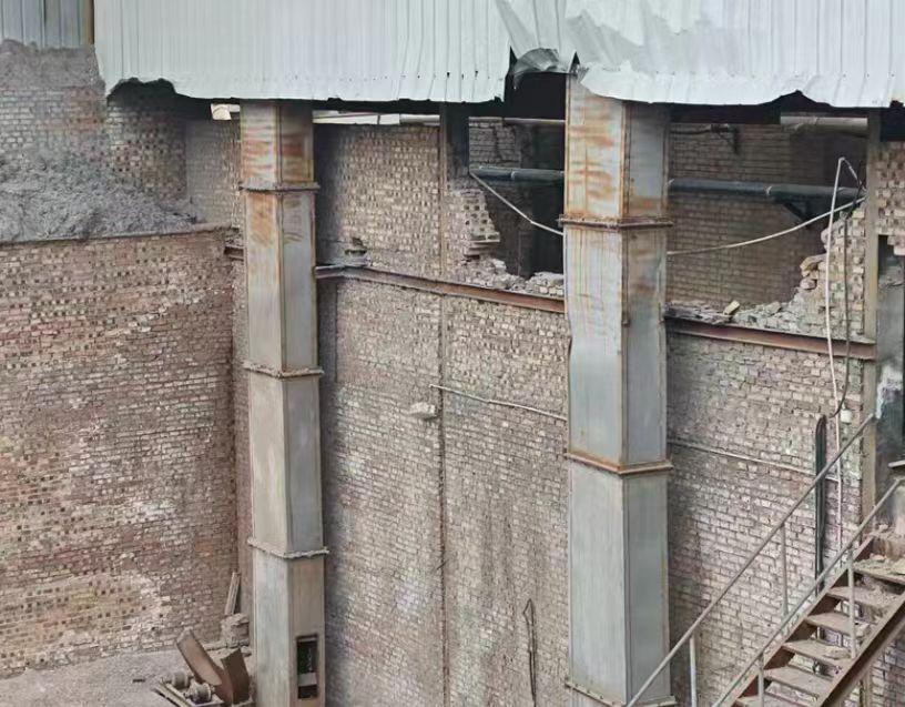 郑州地区处理鄂式破碎机、四台提升机、振动筛