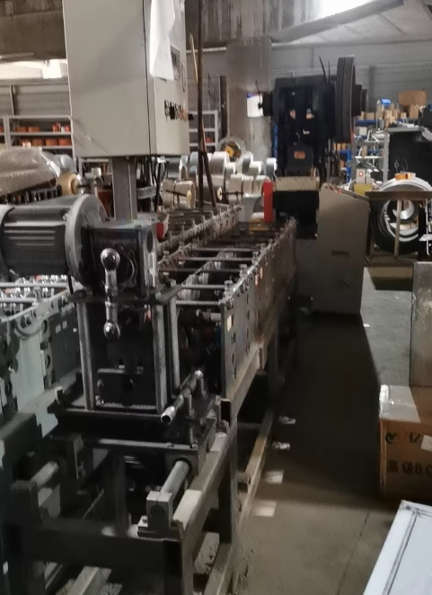 成都地区处理方通龙骨机