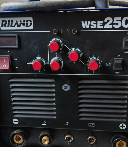 鸡西地区处理氩弧焊机220V