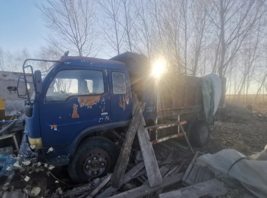 白城地区工厂处理工程设备一批