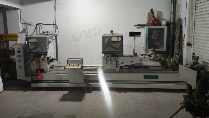 襄阳地区个人处理铝合金门窗加工设备成套