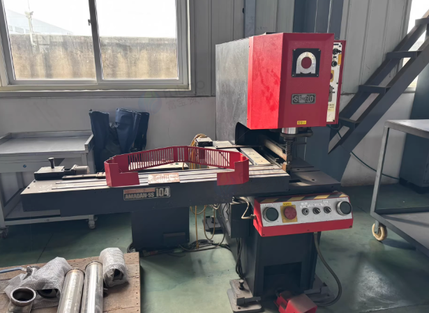 扬州地区工厂处理机床设备一批