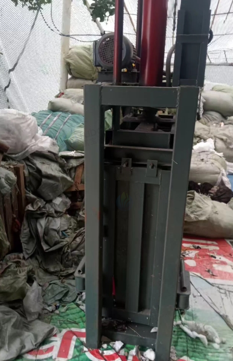 宜宾地区处理20吨立式打包机