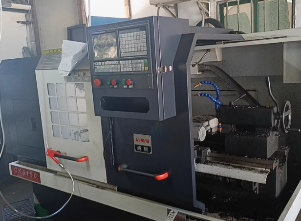 苏州地区工厂处理6150液压卡盘车床1台、6136液压卡盘车床1台