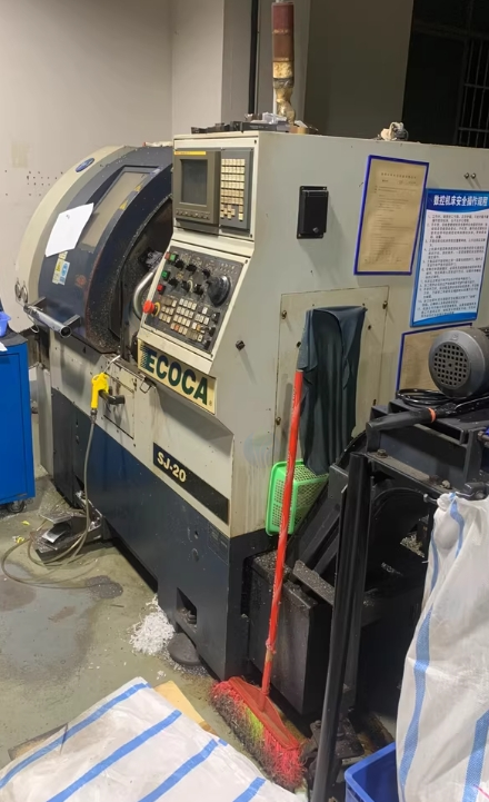 东莞地区工厂处理台湾大和8工位刀塔数控车床