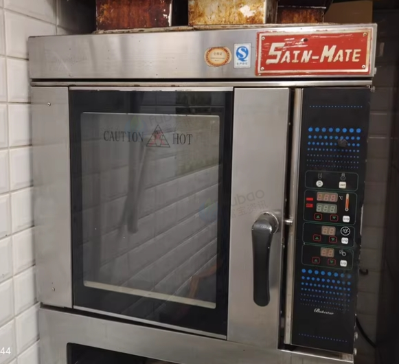 成都地区个人处理烘焙店设备、烤箱（平炉、风炉）、烤盘架等