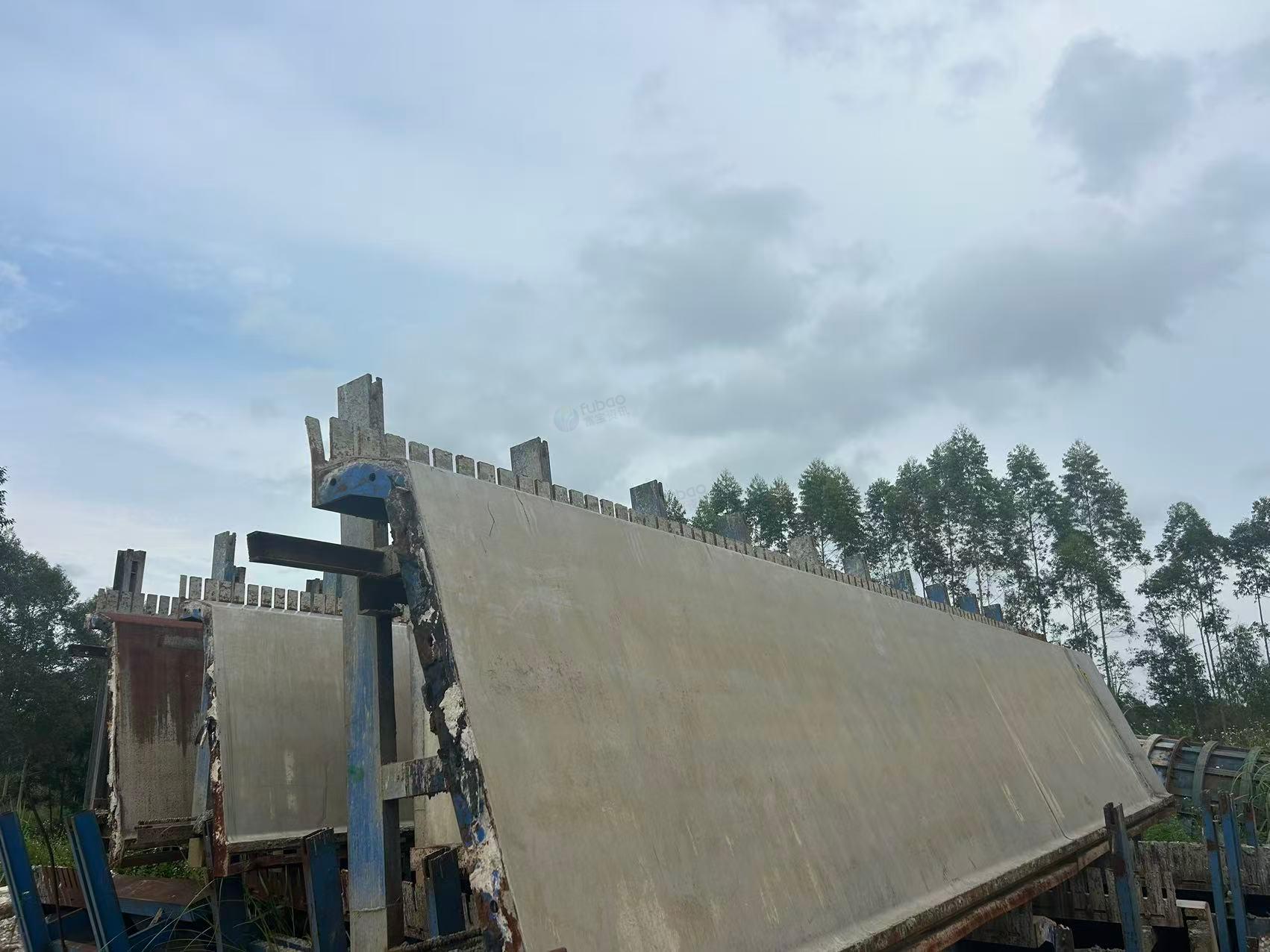 11月25日钦州葛洲坝集团第一工程公司报废钢模板一批（包2）转让公告