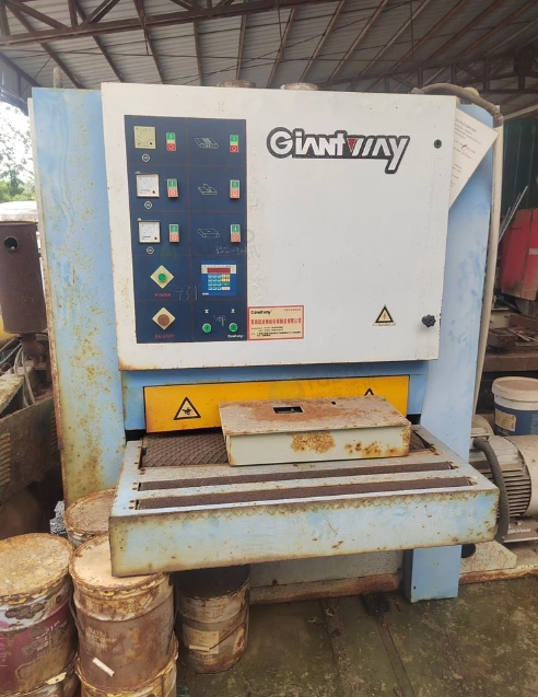 广州地区处理红木加工工业设备一批