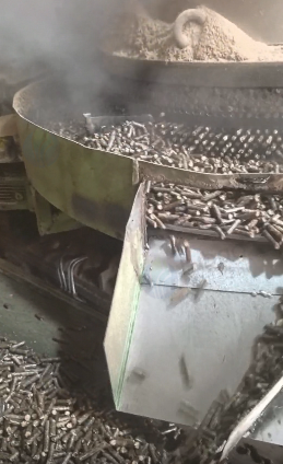 泰安地区工厂处理850颗粒机 2套压辊模具