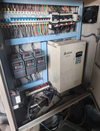 德州地区公司处理403叠螺机 自动泡药机 发电机组 污泥泵等12米集装箱污水处理站