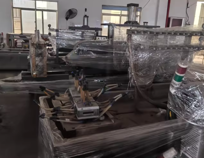 宁波地区处理废旧设备塑料粉碎机流水线、挤压机流水线