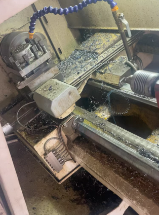 南宁地区工厂处理6135数控车床