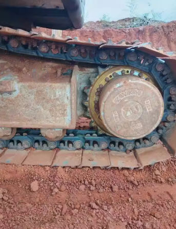 郴州地区处理19年的三一205纯土方机