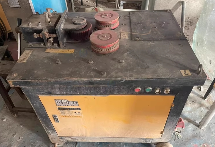 贵阳地区处理4台焊机、1台车丝机、1台水泵、1台钢筋弯曲机等